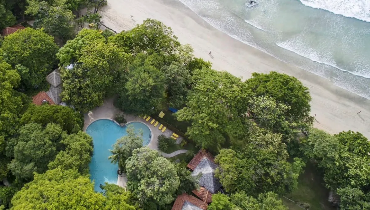 Capitan Suizo Beachfront Boutique Hotel