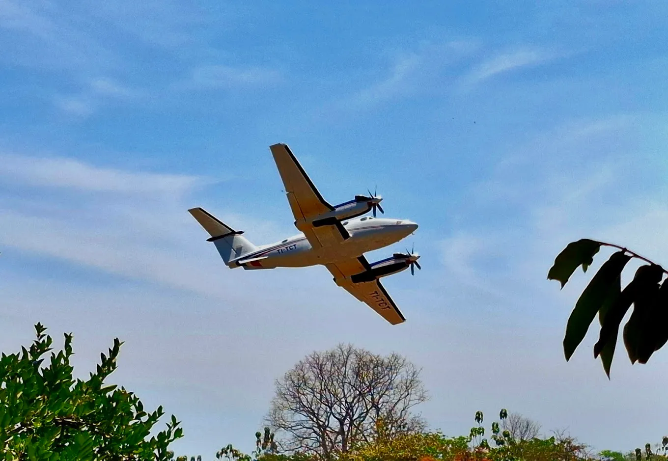 Cobano Airport ACO - Image 1