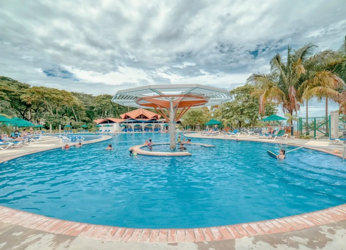 Hotel Punta Leona