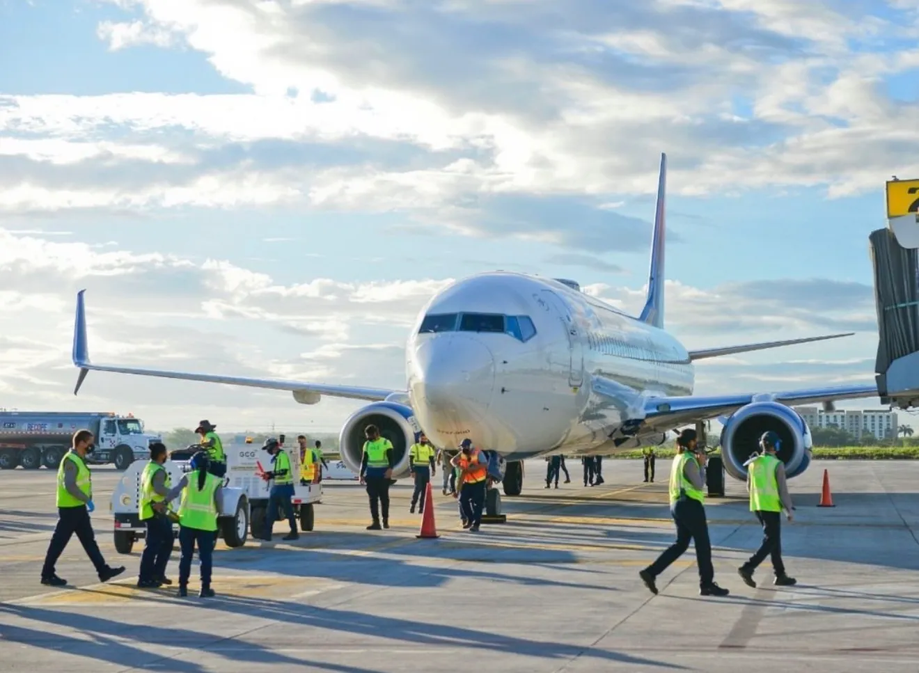 How to get to Liberia Airport