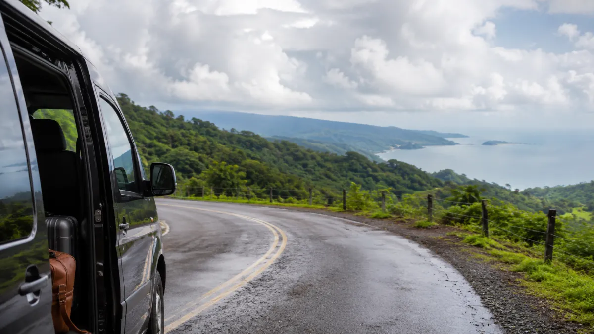 Las Catalinas to Manuel Antonio - Shared Shuttle - Image 1