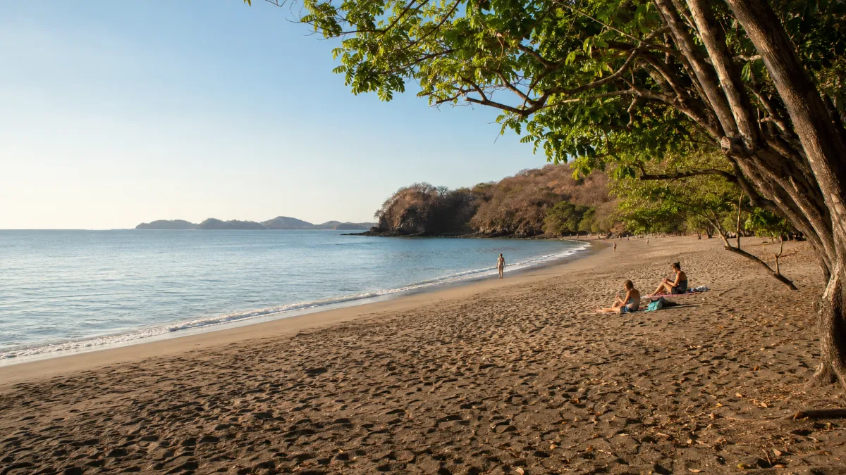 Playa Panama Beach Guide