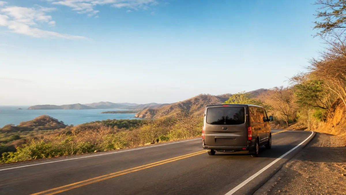 Playas del Coco to San Jose - Private Transportation - Image 1