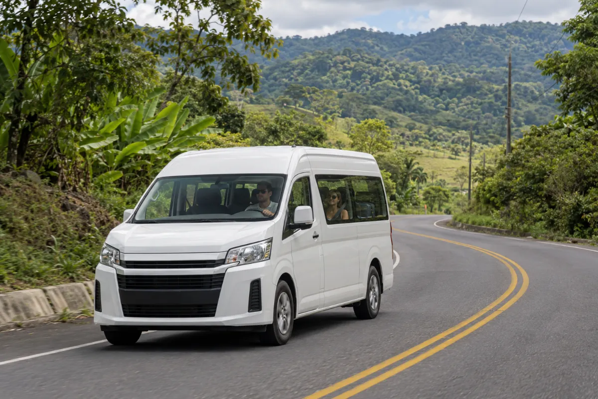 Quepos to Arenal Volcano - Private Transportation
