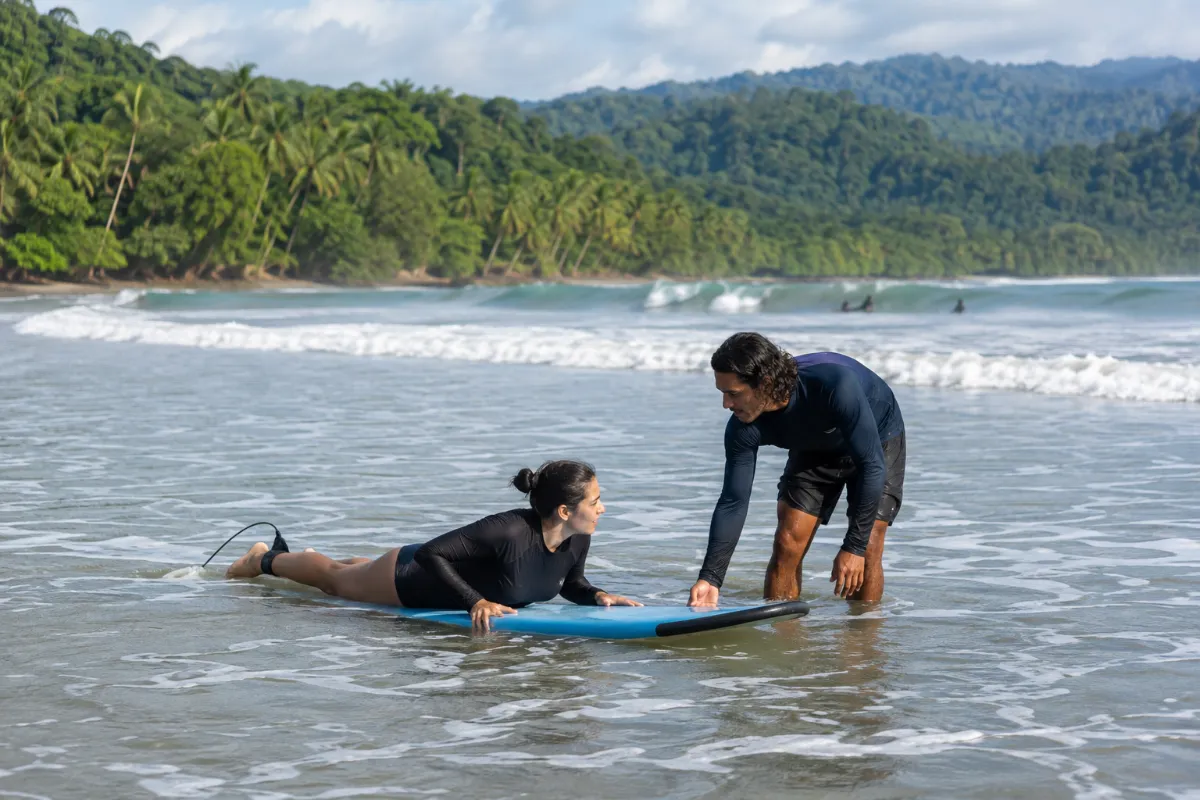 Surfing in Dominical - Image 1